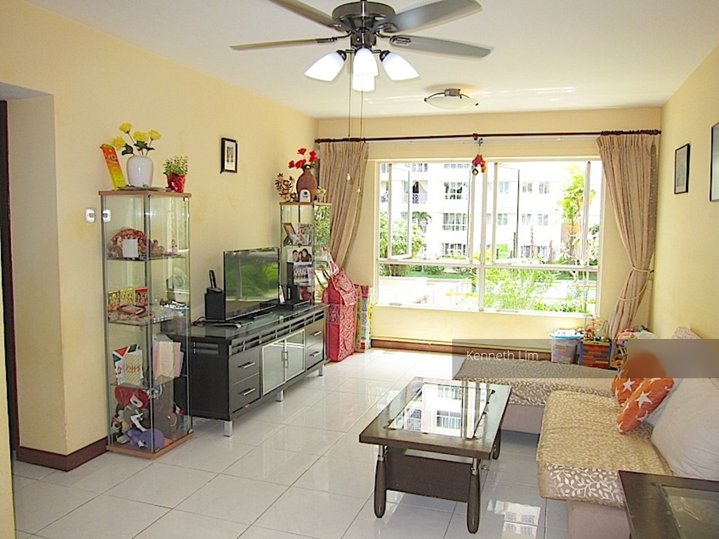 Melville Park (D18), Condominium #109259472